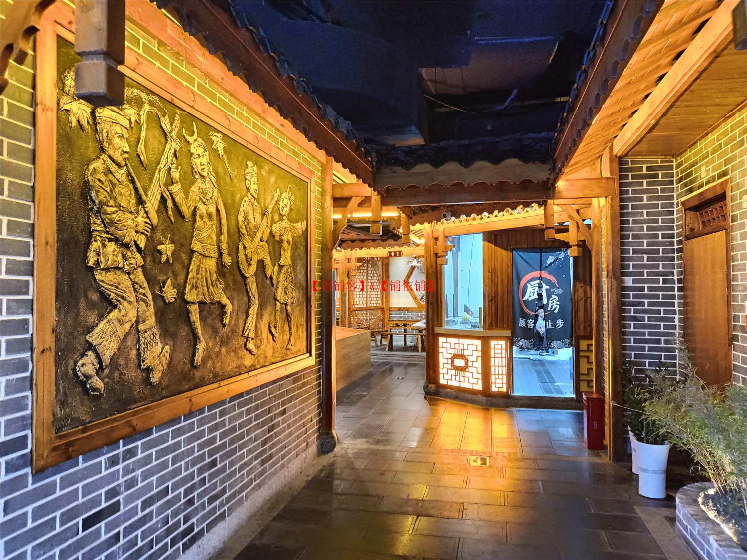 云岩区宝山北路临街餐饮店转让